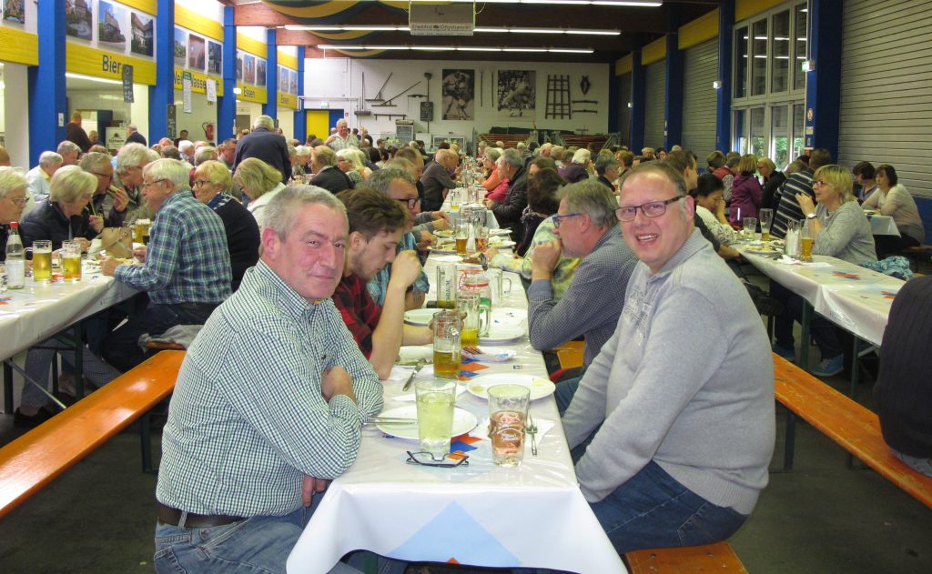 Das gutbesuchte Schlachtfest des Gesangsvereins Concordia in der Waldfesthalle Schifferstadt